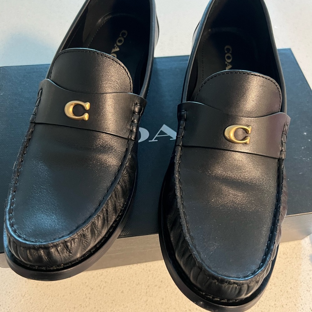Coach womans Black Loafers